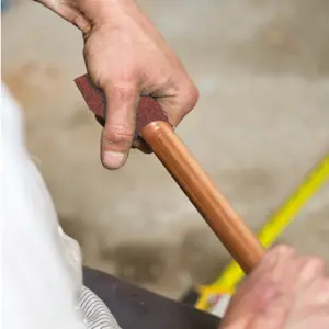 Rollo de 5 m de lija para plomero grano 100 ancho 1