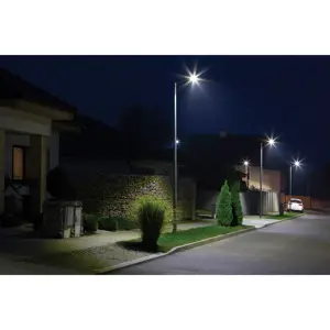 Volteck Luminario suburbano de ABS 45 W sensor de luz, con lámpara